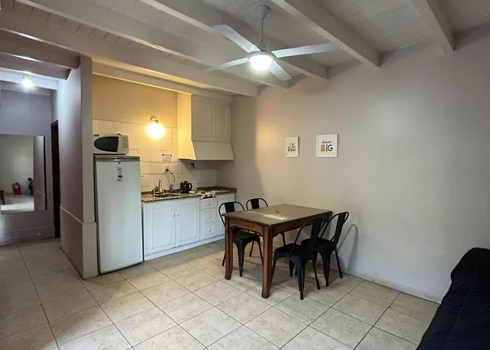 Paso De Los Andes 1450 Mendoza Suites